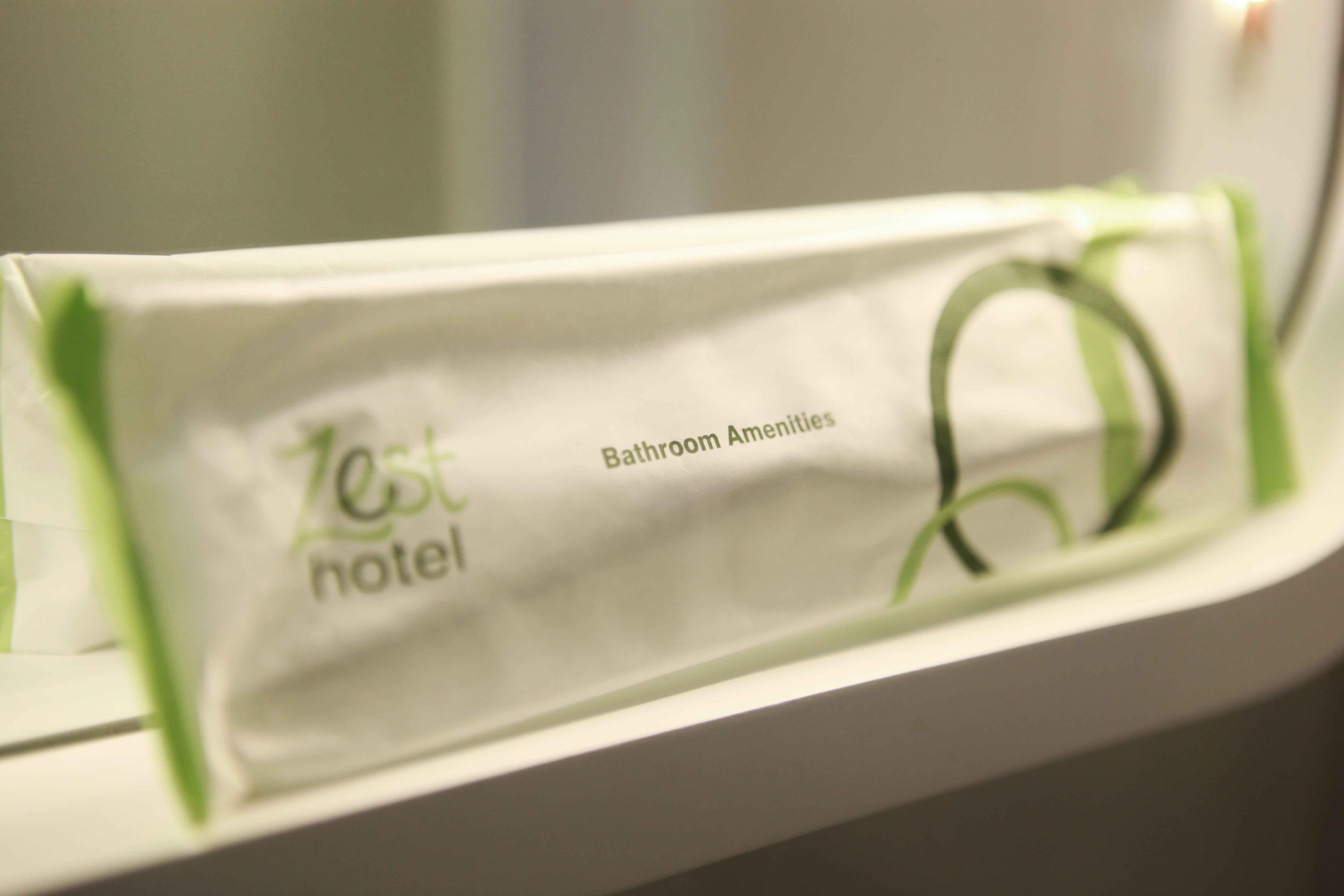 Zest Airport Jakarta By Swiss-Belhotel International Tangerang Eksteriør billede