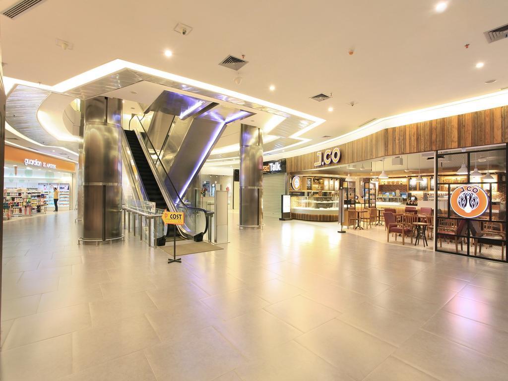Zest Airport Jakarta By Swiss-Belhotel International Tangerang Eksteriør billede