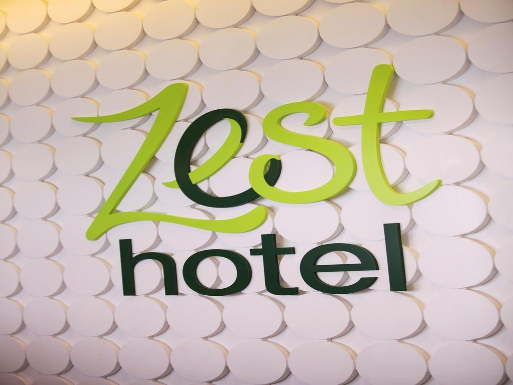 Zest Airport Jakarta By Swiss-Belhotel International Tangerang Eksteriør billede