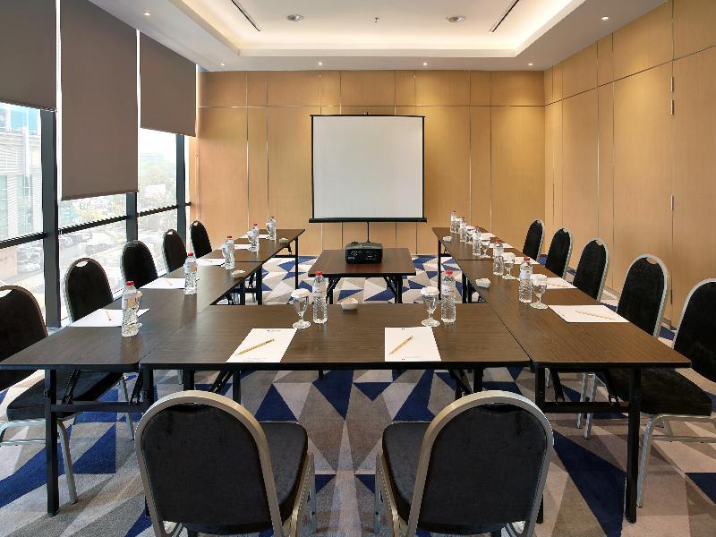 Zest Airport Jakarta By Swiss-Belhotel International Tangerang Eksteriør billede