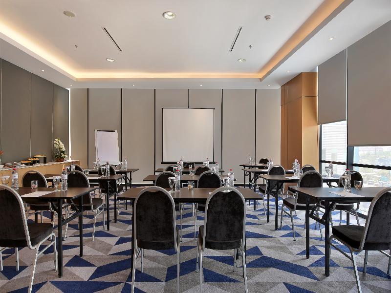 Zest Airport Jakarta By Swiss-Belhotel International Tangerang Eksteriør billede