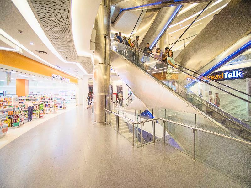 Zest Airport Jakarta By Swiss-Belhotel International Tangerang Eksteriør billede